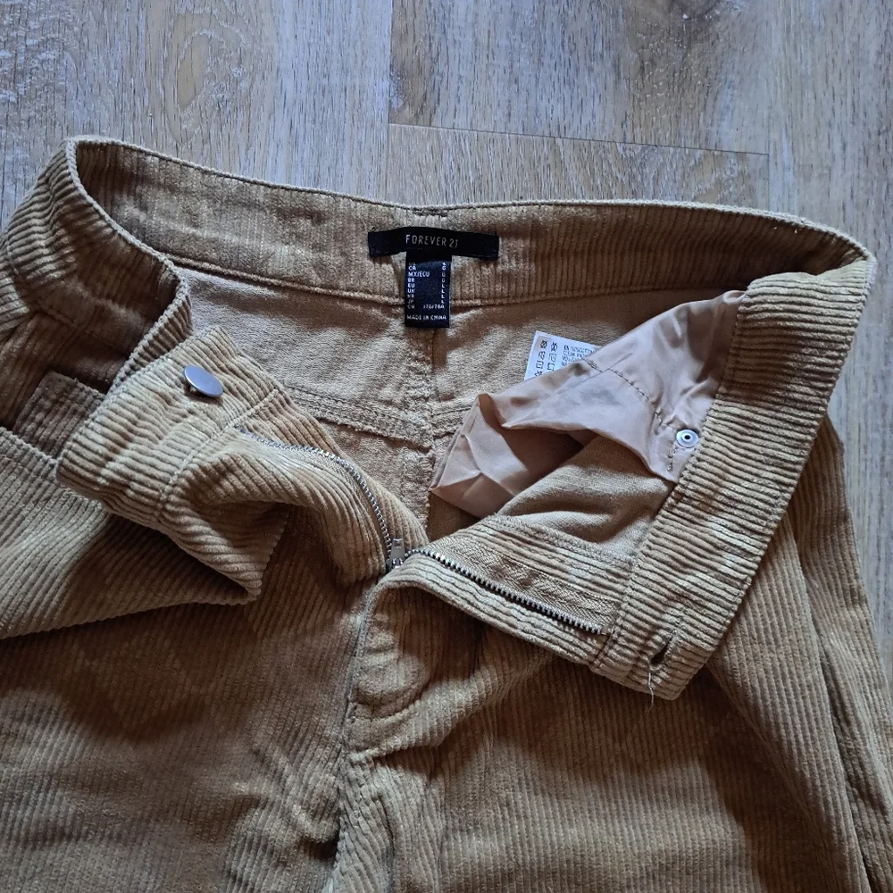 Forever 21 Tan Diamond Shape  Corduroy Wide Leg Pants Women's Size Large